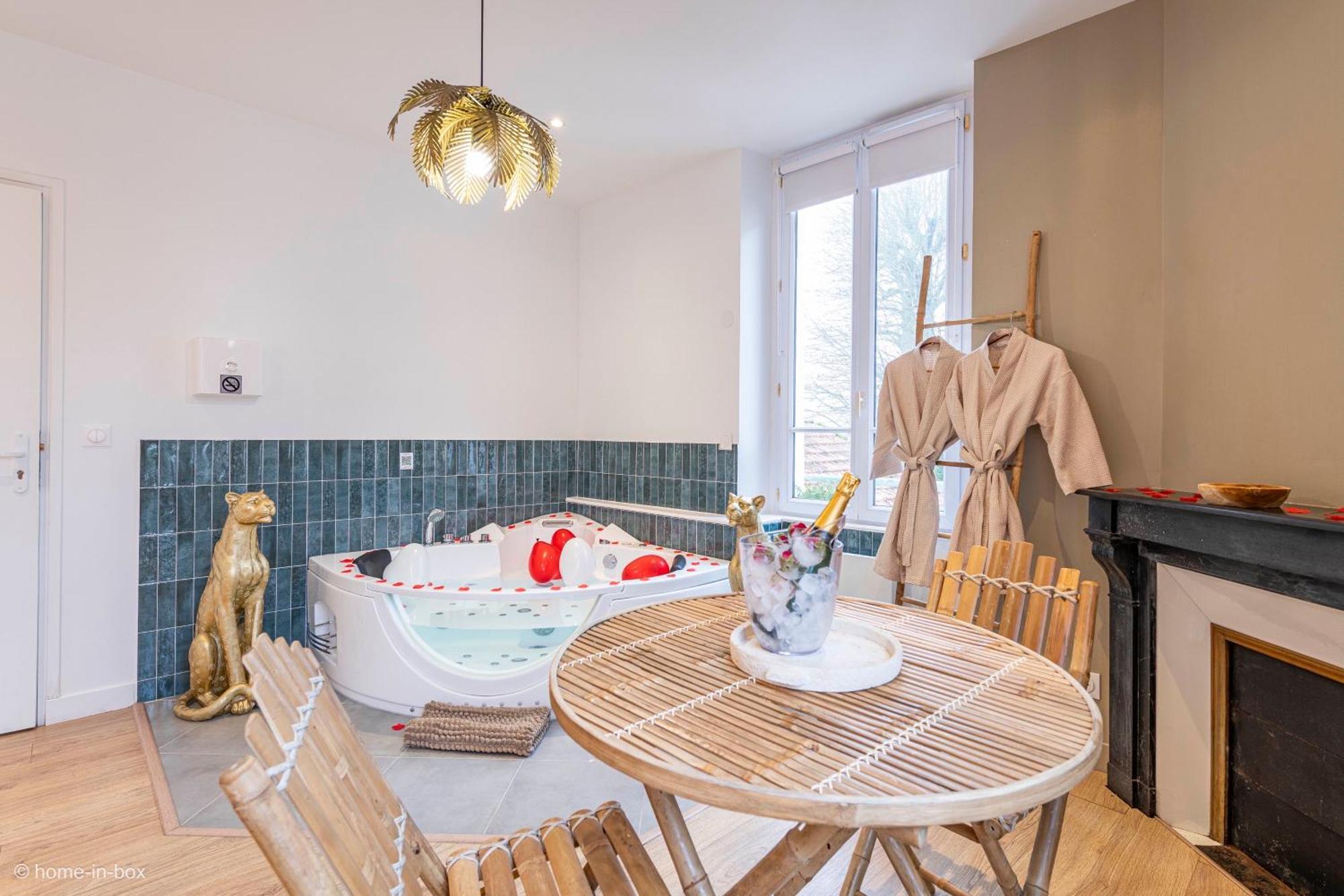 Le Nid D'Eliyah, Suites Avec Jacuzzi 15Min Disneyland Paris 南特伊·莱斯莫 外观 照片